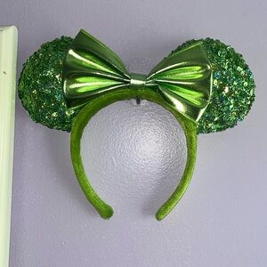 Minnie Ears Green Sequins with Green Bow